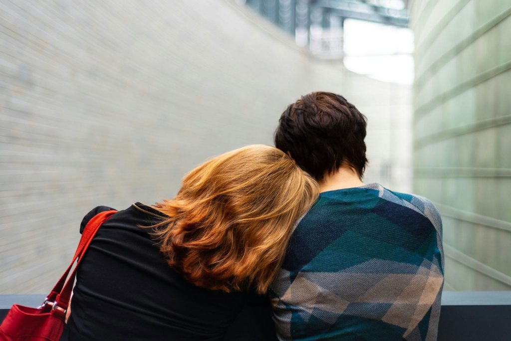 transly-translation-agency-KQfxVDHGCUg-unsplash Couple